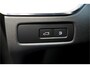 Volvo XC60 2.0 T8 AWD 335kW/456pk Aut8 Plug-in hybrid Plus Dark HARMAN/KARDON + PANORAMADAK + 360 CAMERA + HEAD-UP + BLIS + LANE ASSIST + STOEL-&STUURVERWARMING + ADAPT.CRUISE + PILOT ASSIST + MATRIX LED + KEYLESS ENTRY&GO + PARKSENSOREN V&A + 19" LM-VELGEN!!