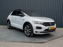 Volkswagen T-Roc 1.5 TSI Sport Business R | Apple Carplay/ Android Auto | Camera | 19'' | Trekhaak afnb. | Prijs Rijklaar!!