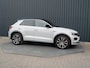 Volkswagen T-Roc 1.5 TSI Sport Business R | Apple Carplay/ Android Auto | Camera | 19'' | Trekhaak afnb. | Prijs Rijklaar!!