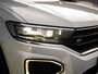 Volkswagen T-Roc 1.5 TSI Sport Business R | Apple Carplay/ Android Auto | Camera | 19'' | Trekhaak afnb. | Prijs Rijklaar!!