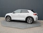 Volkswagen T-Roc 1.5 TSI Sport Business R | Apple Carplay/ Android Auto | Camera | 19'' | Trekhaak afnb. | Prijs Rijklaar!!
