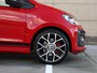 Volkswagen Up! 1.0 TSI GTI 116PK | Cruise control | Airco | Stoelverwarming | Parkeersensoren | Telefoon/multimedia