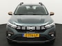 Dacia Sandero Stepway 1.0 TCe 100 ECO-G Extreme / 1E EIGENAAR / BLINDSPOT WARNING / PARKEERSENSOREN + ACHTERUITRIJCAMERA / CLIMATE CONTROL /