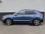 Kia Niro Hybrid 1.6 GDi DynamicPlusLine Schuif-/kanteldak, Trekhaak, Dodehoek detectie, Nieuw geleverd, Parkeersensoren v&a, Stoel- & stuurwiel verwarming, Navigatie, Apple CarPlay/Android Auto, Achteruitrij camera