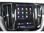 Volvo XC60 2.0 T6 Plug-in Hybrid AWD R-Design | PHEV | Lichtmetalen Velgen 21 inch | LED Koplampen Adaptief | Achteruitrijcamera | Panoramadak | Head-up Display | Sportstoelen | Navigatie | Apple Carplay | Android Auto | Keyless Entry | Elektrische Achterklep | Stoelverwarming