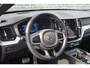 Volvo XC60 2.0 T6 Plug-in Hybrid AWD R-Design | PHEV | Lichtmetalen Velgen 21 inch | LED Koplampen Adaptief | Achteruitrijcamera | Panoramadak | Head-up Display | Sportstoelen | Navigatie | Apple Carplay | Android Auto | Keyless Entry | Elektrische Achterklep | Stoelverwarming