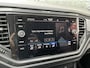 Volkswagen T-Roc 1.5 TSI R-Line / AUTOMAAT/ APP-CONNECT/ PARK.SENSOREN V+A/ CAMERA/ ELEK.ACHTERKLEP/ KEYLESS/ ACC/ DODEHOEK/ DIGITAL DASH/ NAVI/ DAB/ CLIMA/ LED/ 18'' LMV