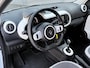 Renault Twingo Z.E. R80 E-Tech Equilibre 22 kWh / SOH 96,5% / Airco / Parkeersensoren / Navigatie d.m.v. Apple Carplay/Android auto /