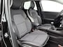 Renault Captur 1.0 TCe Techno 90PK | Apple CarPlay/Android Auto | Autonomous Emergency Braking | Cruise control | Electronic Climate control | Kunstlederen/stof bekleding | LED koplampen | Lichtmetalen velgen 17" | Navigatiesysteem | Rijstrooksensor met correctie