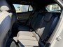 Peugeot e-2008 EV GT Avantage 54 kWh 360 camera | SOH 97% | Keyless | Stand kachel | Interieurverlichting | Adeptieve cruise control | Apple carplay & Android auto