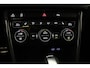 Volkswagen T-Roc Sport Business R 1.5 TSI 150pk DSG Automaat Panoramadak, Adaptive cruise control, Elektrische achterklep, Navigatie, Achteruitrijcamera, LED koplampen