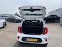 Kia Picanto 1.0 CVVT Design Edition Navigatie, Lederen bekleding, Nieuw geleverd en dealeronderhouden, achteruitrij camera, Apple CarPlay/Android Auto, cruise control, Nederlandse auto, boekjes compleet!