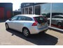 Volvo V60 1.6 DRIVe Momentum Xenon/Stoelverwarming/Navi/Clima