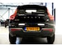 Volvo XC40 1.5 T5 Plug-in Hybrid 193kW/262pk DCT7 R-Design PANORAMADAK + LEER + ADAPT.CRUISE + PILOT ASSIST + NAVI SENSUS + BLIS + LANE ASSIST + PARKEERKLIMAAT + ACHTERUITRIJCAMERA + KEYLESS ENTRY&GO + PARKSENSOREN V&A + 19” LM-VELGEN!!