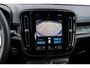 Volvo XC40 1.5 T4 Plug-in Hybrid Plus Dark | PHEV | Harman Kardon Audio | Achteruitrijcamera | Parkeersensoren | Elektrische Achterklep | Keyless Entry | Cruise Control Adaptief | BLIS | Lichtmetalen Velgen 19 inch | Apple Carplay | Android Auto