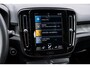 Volvo XC40 1.5 T4 Plug-in Hybrid Plus Dark | PHEV | Harman Kardon Audio | Achteruitrijcamera | Parkeersensoren | Elektrische Achterklep | Keyless Entry | Cruise Control Adaptief | BLIS | Lichtmetalen Velgen 19 inch | Apple Carplay | Android Auto