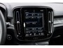 Volvo XC40 1.5 T4 Plug-in Hybrid Plus Dark | PHEV | Harman Kardon Audio | Achteruitrijcamera | Parkeersensoren | Elektrische Achterklep | Keyless Entry | Cruise Control Adaptief | BLIS | Lichtmetalen Velgen 19 inch | Apple Carplay | Android Auto