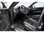 Volvo XC40 1.5 T4 Plug-in Hybrid Plus Dark | PHEV | Harman Kardon Audio | Achteruitrijcamera | Parkeersensoren | Elektrische Achterklep | Keyless Entry | Cruise Control Adaptief | BLIS | Lichtmetalen Velgen 19 inch | Apple Carplay | Android Auto