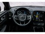 Volvo XC40 1.5 T4 Plug-in Hybrid Plus Dark | PHEV | Harman Kardon Audio | Achteruitrijcamera | Parkeersensoren | Elektrische Achterklep | Keyless Entry | Cruise Control Adaptief | BLIS | Lichtmetalen Velgen 19 inch | Apple Carplay | Android Auto