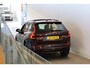 Volvo XC60 T6 350PK Plus Dark | Premium Pack | Pano-dak | 360° | HUD | Trekhaak | All season