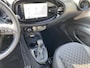 Toyota Aygo X 1.0 VVT-i S-CVT Premium Automaat, NL-auto, 1e eign. JBL, Stoelverwarming, Parkeersensoren, Smart Key, LMV, LED, Navigatie