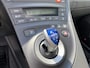 Toyota Prius 1.8 Executive Schuif-/kanteldak met zonnepanelen, Volledig dealeronderhouden! NL-auto, navigatie, stoelverwarming, JBL audio, HUD, adaptieve cruise control, parkeersensoren v&a