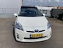 Toyota Prius 1.8 Executive Schuif-/kanteldak met zonnepanelen, Volledig dealeronderhouden! NL-auto, navigatie, stoelverwarming, JBL audio, HUD, adaptieve cruise control, parkeersensoren v&a