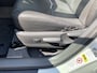 Toyota Prius 1.8 Executive Schuif-/kanteldak met zonnepanelen, Volledig dealeronderhouden! NL-auto, navigatie, stoelverwarming, JBL audio, HUD, adaptieve cruise control, parkeersensoren v&a