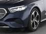 Mercedes-Benz E-klasse Estate 300 e Luxury Plug-In Hybride Trekhaak | Ledkoplampen | Distronic | Memory Voorstoelen | Zwarte Hemel | Stuur en Stoelverwarming. Inclusief 24 maanden Mercedes-Benz Certified garantie voor Europa.