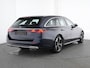 Mercedes-Benz E-klasse Estate 300 e Luxury Plug-In Hybride Trekhaak | Ledkoplampen | Distronic | Memory Voorstoelen | Zwarte Hemel | Stuur en Stoelverwarming. Inclusief 24 maanden Mercedes-Benz Certified garantie voor Europa.