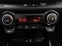 Kia Stonic 1.0 DynamicPlusLine 120pk Automaat | Trekhaak | Navigatie | Climate Control | Cruise Control | 17"LMV | LED | Keyless Entry/Start | Apple Carplay/Android Auto |