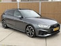 Audi A4 Avant 40 TFSI quattro S edition Automaat | Panoramadak | Half leer/stof | Climate & cruise control | Zwart optiek | Sportstuur afgevlakt | LED verlichting | Getint glas | Parkeersensoren voor en achter