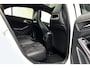 Mercedes-Benz A-klasse 180 AMG-styling | Trekhaak | Panoramadak | Half lederen bekleding | Parkeersensoren