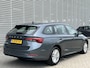 Skoda Octavia Combi 1.0 e-TSI Business Edition / Digitiaal dashboard / App connect / Navigatie / LED / Camera / Parkeersensoren V+A / **
