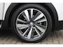 Peugeot 5008 1.2 PureTech Bl. L. Premium Led/Trekhaak/7p/Focal
