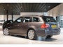 BMW 3-Serie Touring 325i Dynamic Executive 17''|Trekhaak|PDC|Cruise|Clima|Verw-stln
