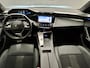 Peugeot e-308 SW GT 58 kWh Warmtepomp | Stoel massage | Adaptive Cruise | Stoel en stuurverwarming | 360° camera | Elektrische achterklep || Achteruitrij assistent | Achteruitrijcamera | Apple Carplay/Android Auto|telefoonintegratie premium