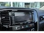 Mitsubishi Outlander 2.0 PHEV instyle+ Nieuwe APK!! Trekhaak / Camera / Schuifdak / Clima / Cruise / Leer