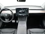 Tesla Model Y Performance AWD 75 kWh panorama dak | SoH 92,5 % | Apple carplay | Navigatie | 360 Camera | Glazen panorama dak | Wifi | Spraakbediening | Voorstoelen verwarmd |