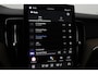 Volvo XC60 T8 Plug-in hybrid Ultra Dark | Trekhaak | Panoramadak | Head-Up | 360° Camera | ACC | 20 Inch