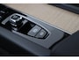 Volvo XC60 T8 Plug-in hybrid Ultra Dark | Trekhaak | Panoramadak | Head-Up | 360° Camera | ACC | 20 Inch