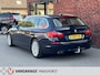 BMW 5-Serie Touring 520i Executive ParkeerSensoren/LED/Clima/Airco/Cruise/Trekhaak/Bluetooth