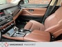 BMW 5-Serie Touring 520i Executive ParkeerSensoren/LED/Clima/Airco/Cruise/Trekhaak/Bluetooth