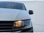 Volkswagen Transporter 2.0 TDI L2H1 30 CRUISE - STOELVERWARMING - TREKHAAK - PARKEERSENSOREN