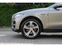 Jaguar F-Pace 2.0 Portfolio AWD 30T 300PK | NL-AUTO! | PANODAK | LEDER | STOELVERWARMING | CAMERA | EL. ACHTERKLEP | STUURVERWARMING | LIJNDETECTIE | VOORRUITVERWARMING |