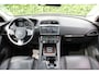 Jaguar F-Pace 2.0 Portfolio AWD 30T 300PK | NL-AUTO! | PANODAK | LEDER | STOELVERWARMING | CAMERA | EL. ACHTERKLEP | STUURVERWARMING | LIJNDETECTIE | VOORRUITVERWARMING |