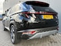 Hyundai Tucson 1.6 T-GDI PHEV 265pk Premium Sky 4WD (299,- p/m Demo Deal!) | Leder | Carplay | Climate | Keyless | Navigatie | Elek. Klep | Full - Led | 360 Camera | KRELL Audio | Elek. Stoelen | 19" Lichtmetaal | Winterpakket | Stoelventilatie | Panoramadak | Dodehoek Detectie