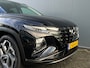 Hyundai Tucson 1.6 T-GDI 265pk PHEV Premium 4WD (299,- p/m Demo Deal!) | Leder | Carplay | Climate | Keyless | Navigatie | Elek. Klep | Full - Led | 360 Camera | KRELL Audio | Elek. Stoelen | 19" Lichtmetaal | Winterpakket | Stoelventilatie | Dodehoek Detectie