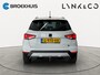 SEAT Arona 1.5 TSI EVO FR Business Intense | Cruise control adaptief | Trekhaak afneembaar | Achteruitrijcamera | Apple Carplay/Android Auto | Getint glas | Parkeersenoren voor en achter | Voorstoelen verwarmd |