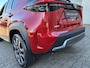Toyota Yaris Cross HYBRID 130 EXECUTIVE PREMIUM-PACK NIEUW & DIRECT LEVERBAAR!!! BLIND-SPOT PARK-SENSOREN JBL-AUDIO LED-MATRIX STOELVERW EL-ACHTERKLEP